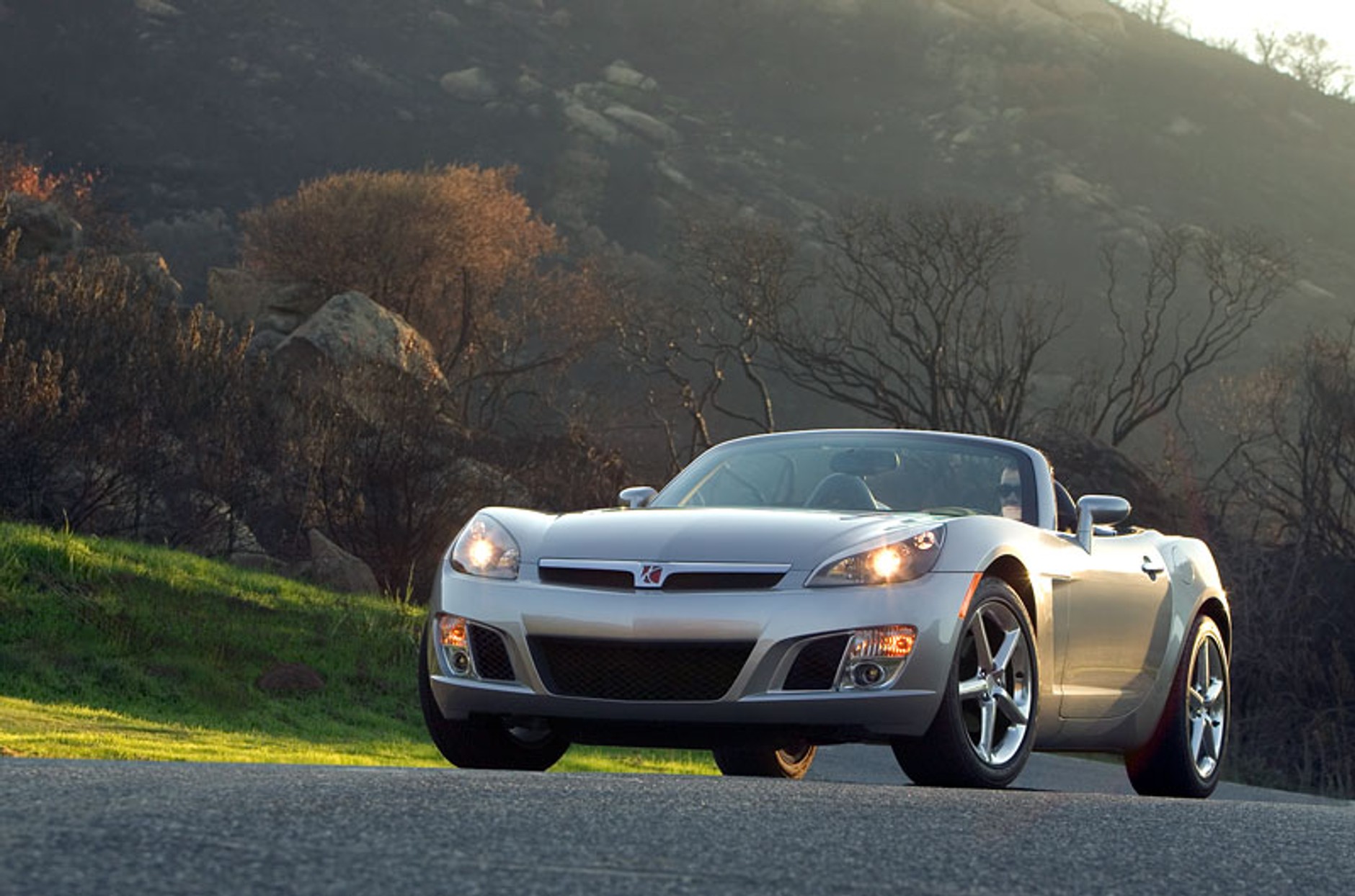 Pontiac Solstice i Saturn Sky: koniec wiatru we włosach (fotogaleria)