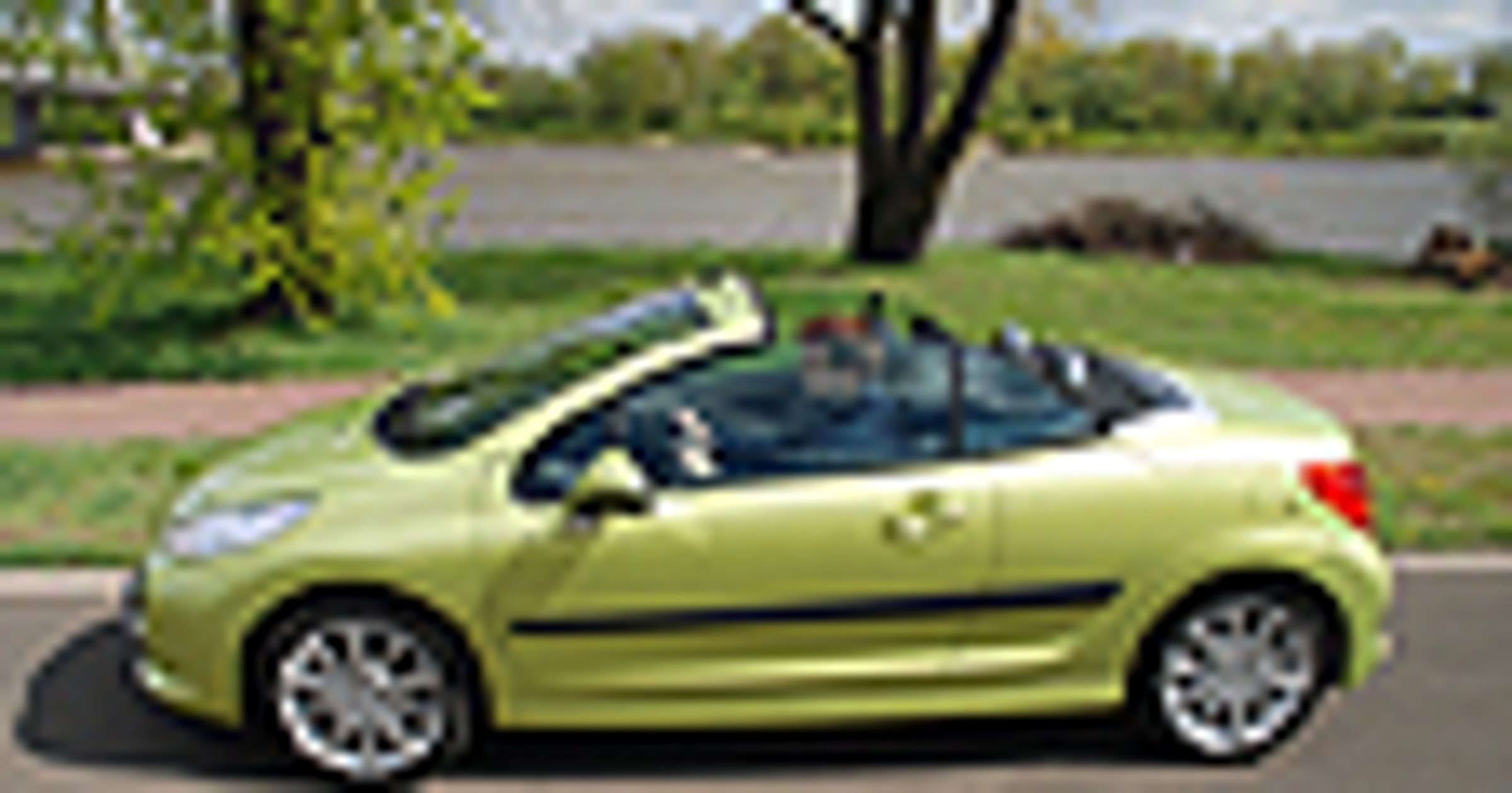 Peugeot 207 CC - Kompromis prawie idealny!