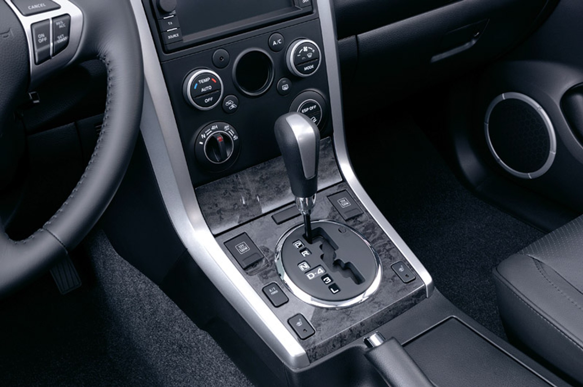 Suzuki: unowocześniona Vitara w salonach (ceny i fotogaleria)