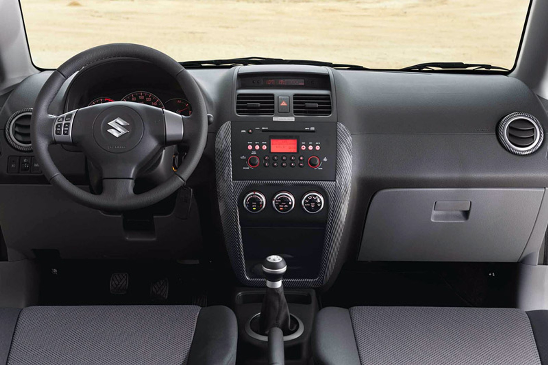 Suzuki SX4 WRC Edition – w rajdowej kolorystyce