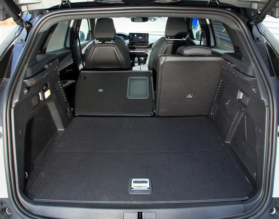 PEUGEOT 3008 HYBRID4 300 e-EAT8