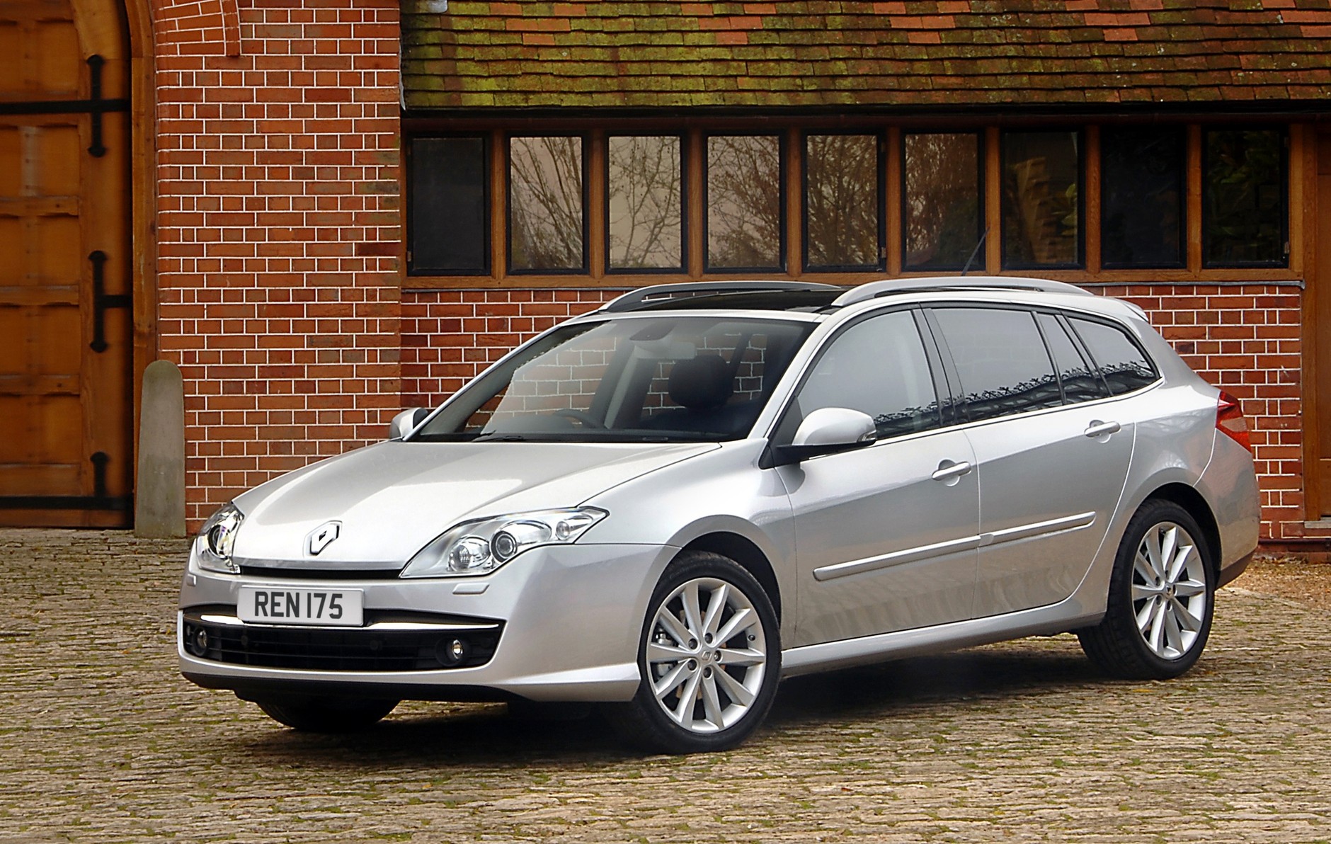 Samochód: jak na nim stracić miliardy?