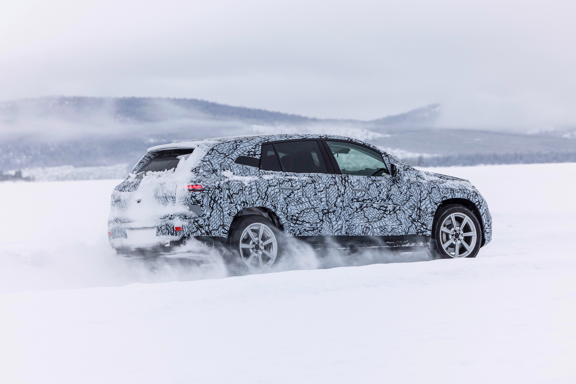 Mercedes EQS SUV