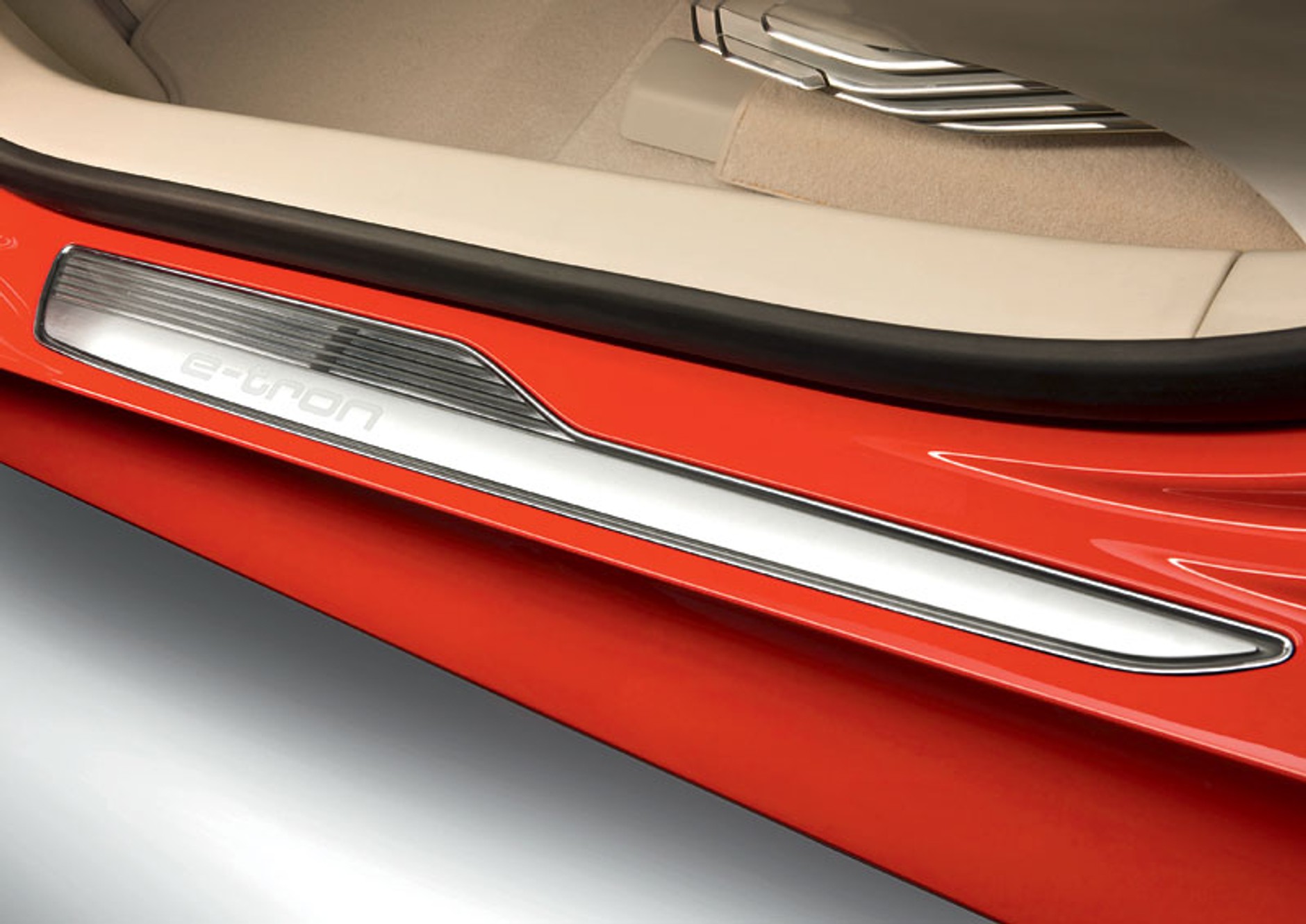 Audi e-tron: w sprzedaży od 2012