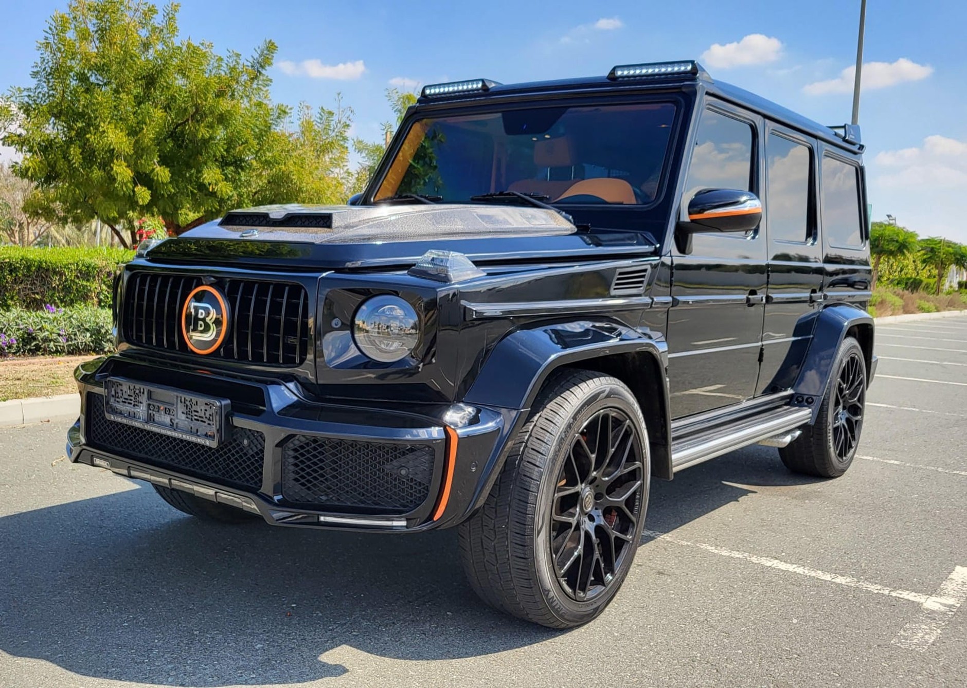 Samochody z ofert sprzedaży z Dubaju