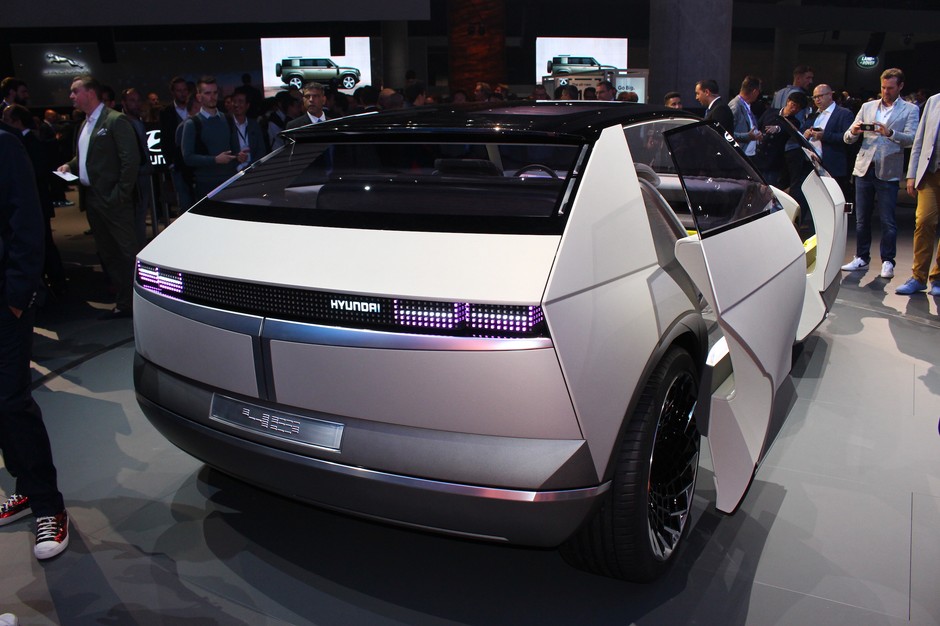 Hyundai 45 EV Concept
