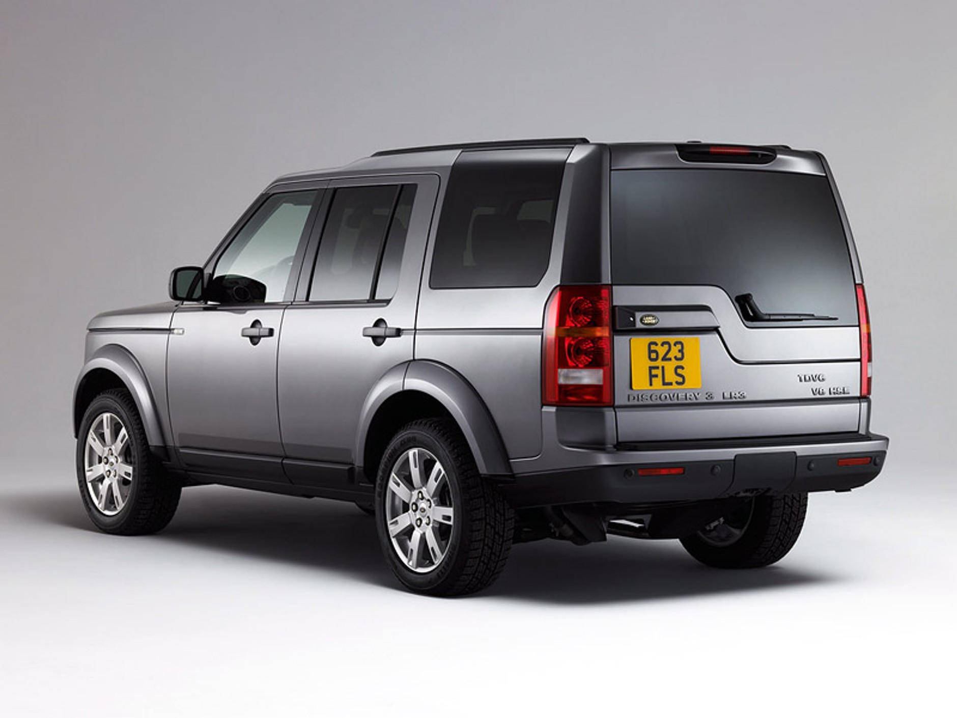 Land Rover Discovery 3: facelifting na nowy rok modelowy