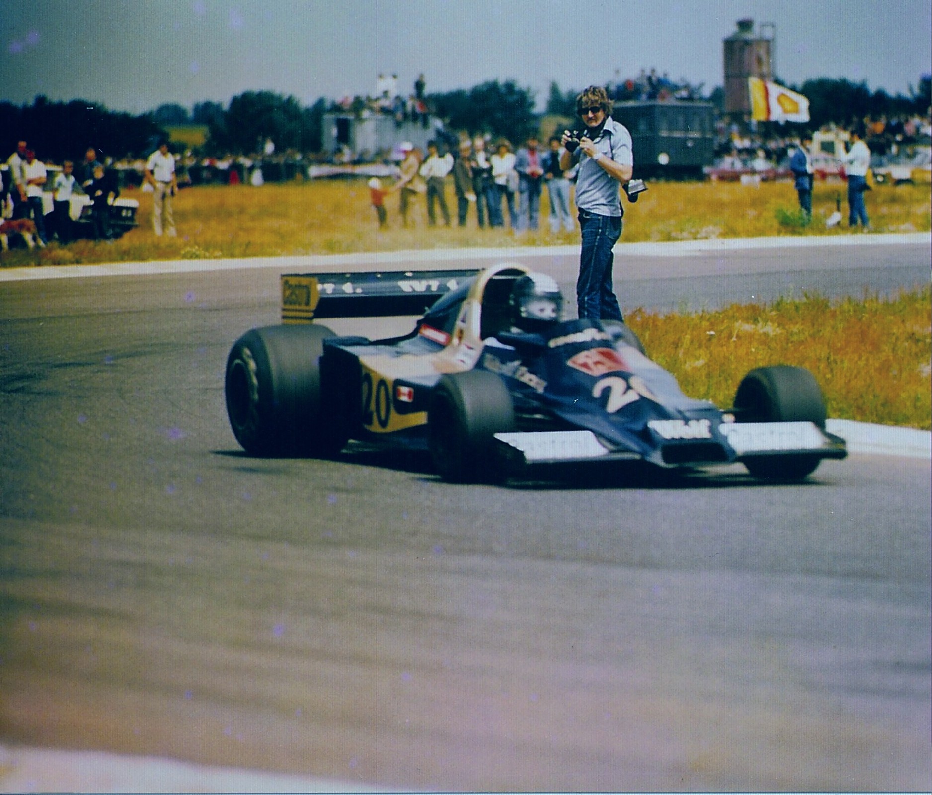 Andrzej Jaroszewicz podczas jazdy Wolfem WR1