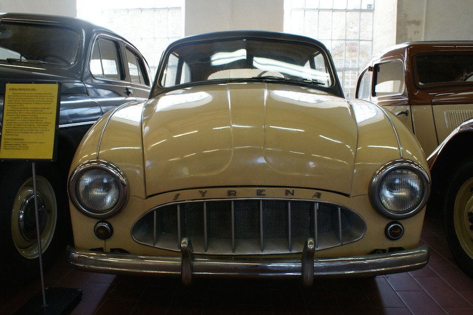 Oldtimery w starej hucie