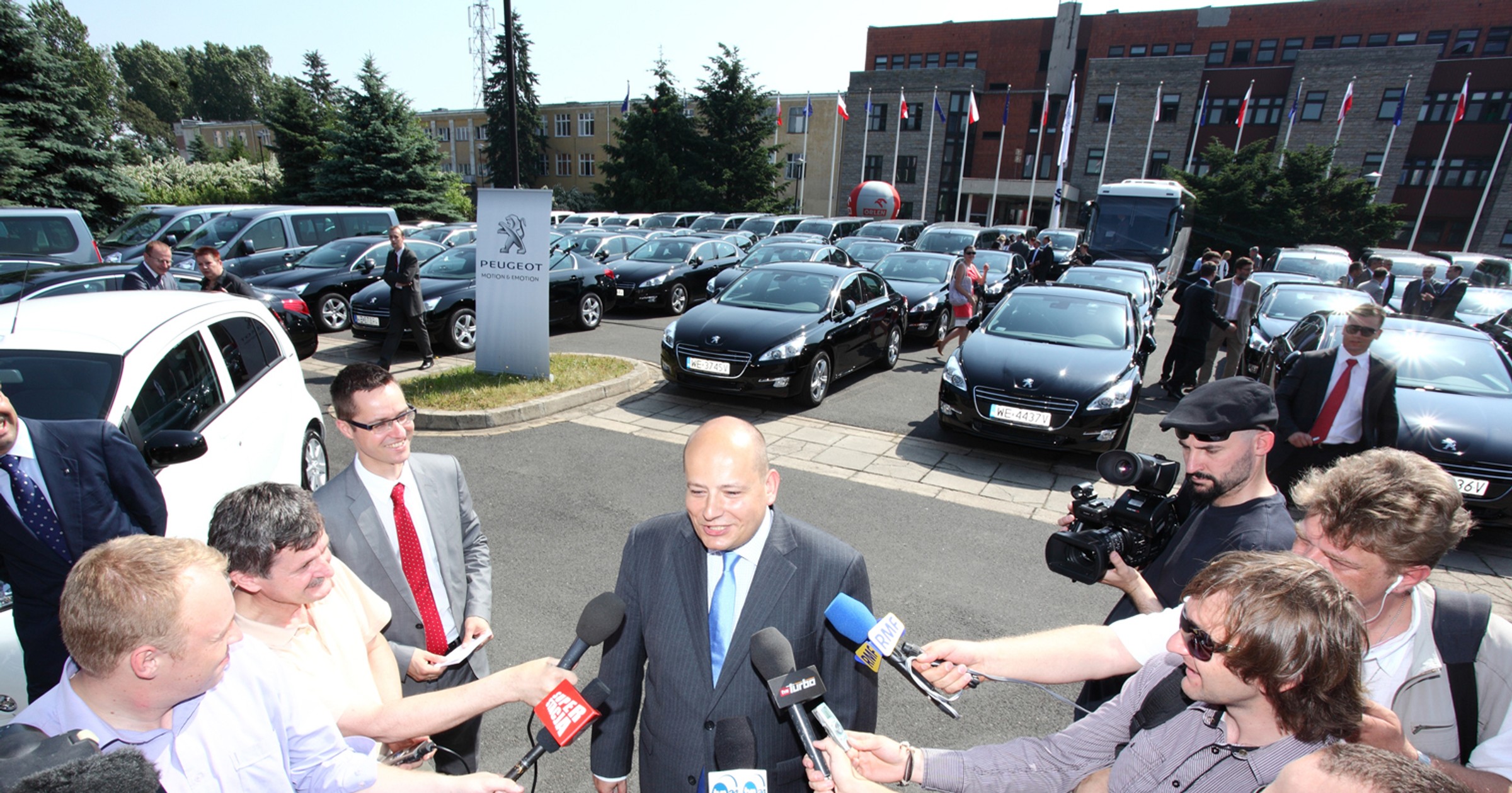 Peugeot przekazał  auta do obsługi Prezydencji Polski w UE