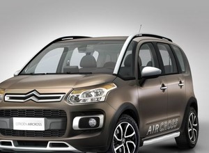 Citroën AirCross: pierwsze zdjęcia C3 Picasso  w wersji terenowej