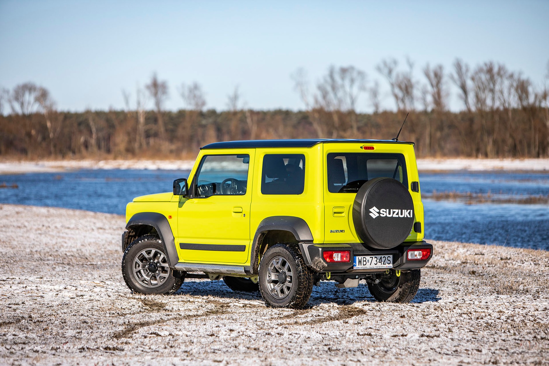 Suzuki Jimny 1.5 VVT 4AT - jego żywioł to teren