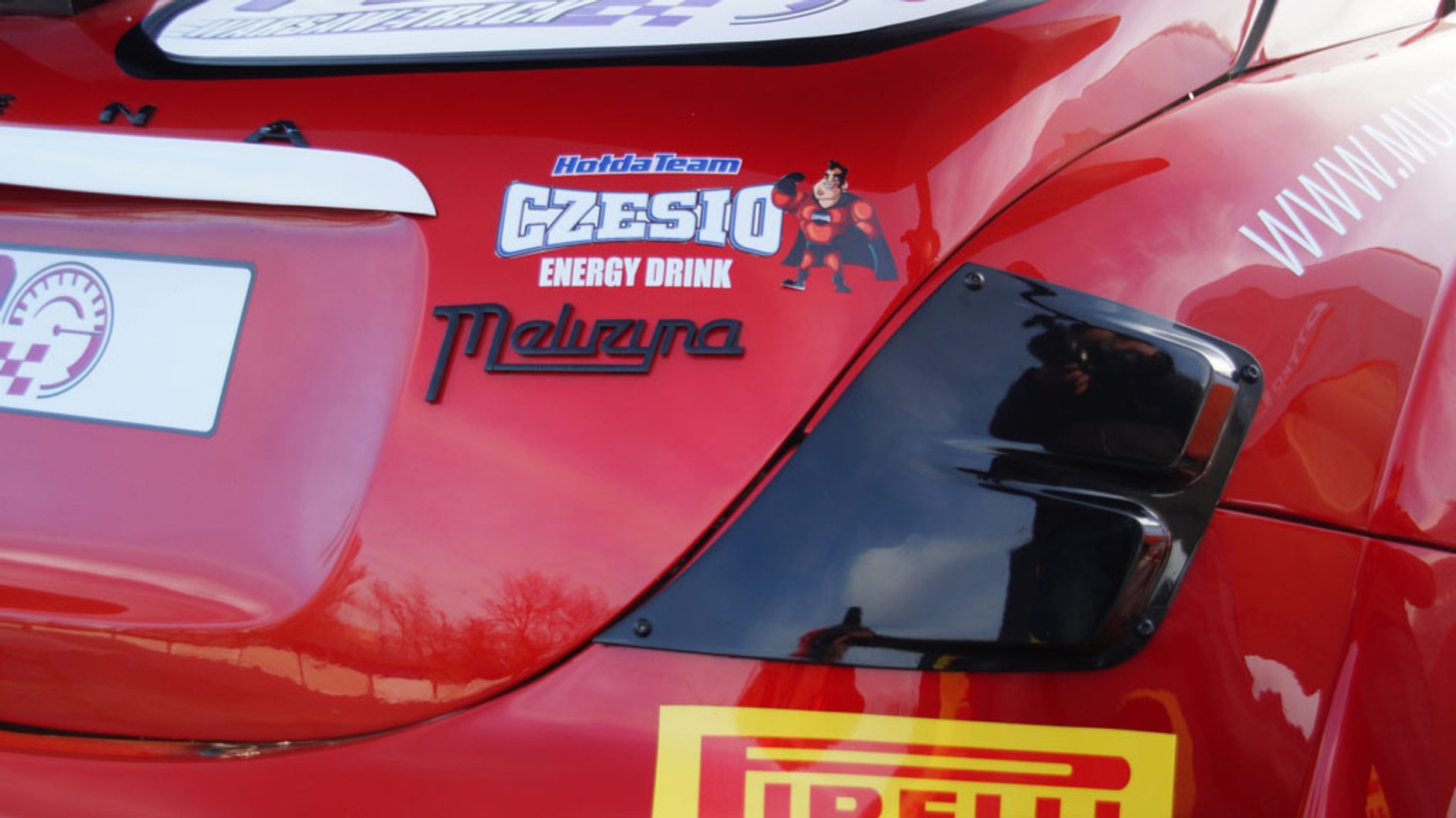 Syrena Meluzyna R zadebiutuje na Karowej | Galeria | Wideo |