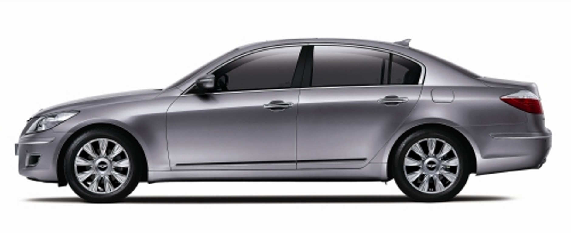 Genesis - sportowy sedan Hyundaia