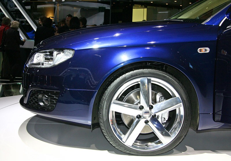 Paryż 2008: Seat Exeo – pierwsze wrażenia