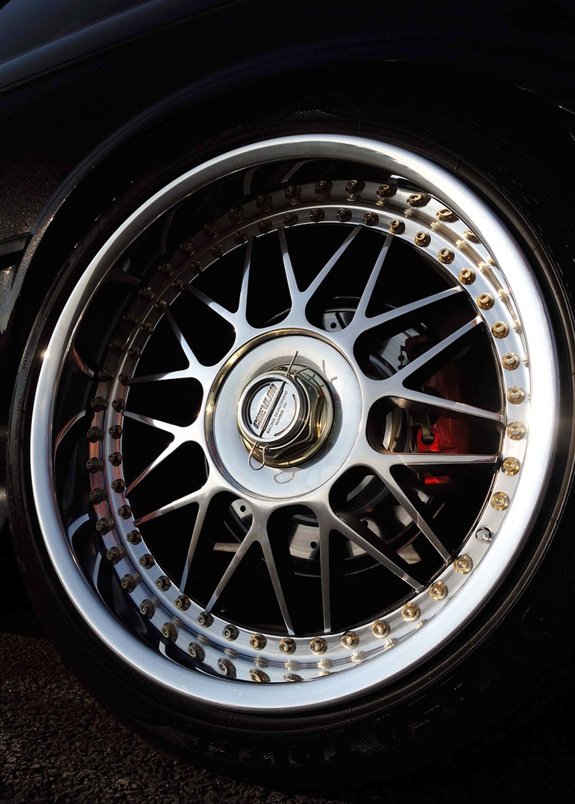 Garaż tunera: BMW 318is – forever young