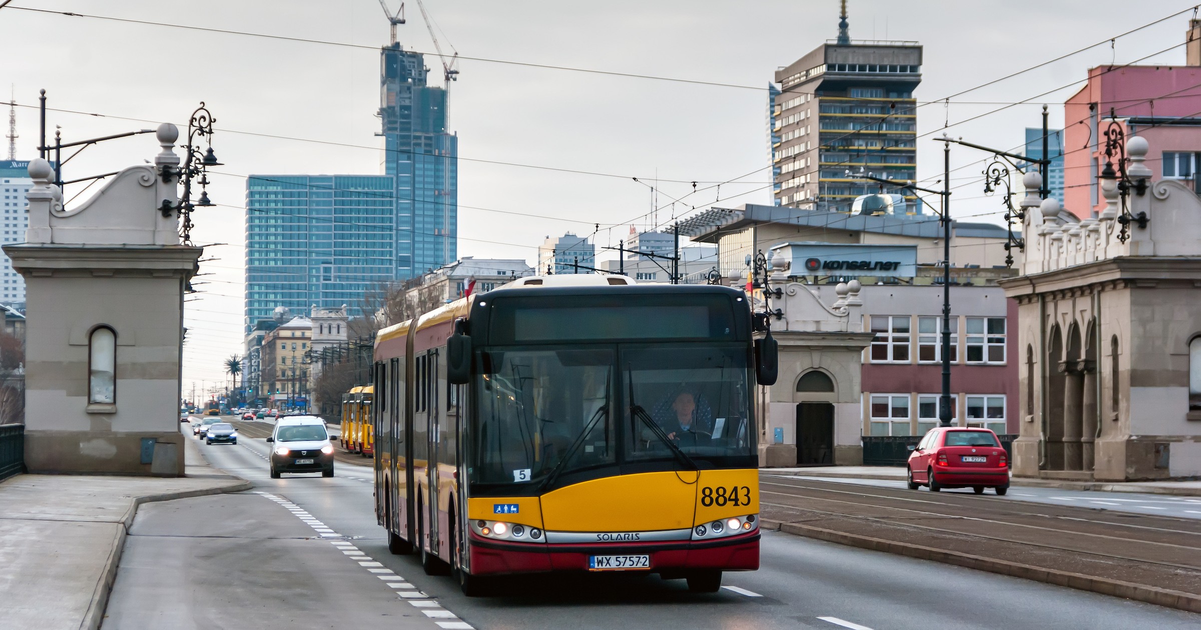 Autobus komunikacji miejskiej