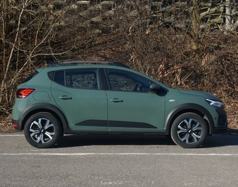 Dacia Sandero Stepway 1.0 TCe 110 KM (2023)