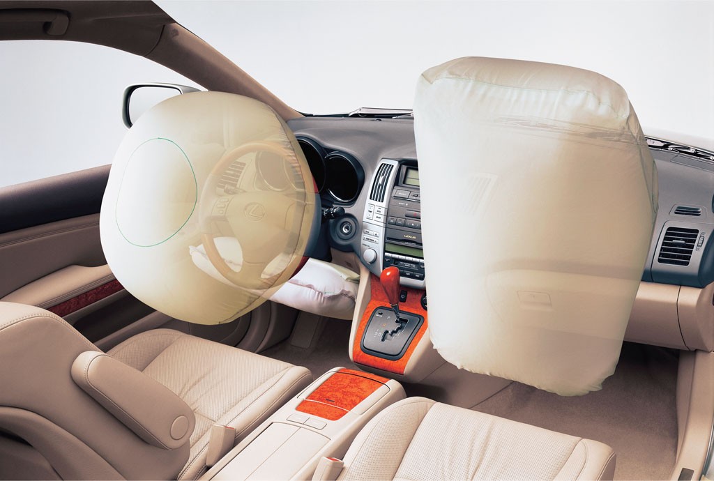 Airbag bez pasów?
