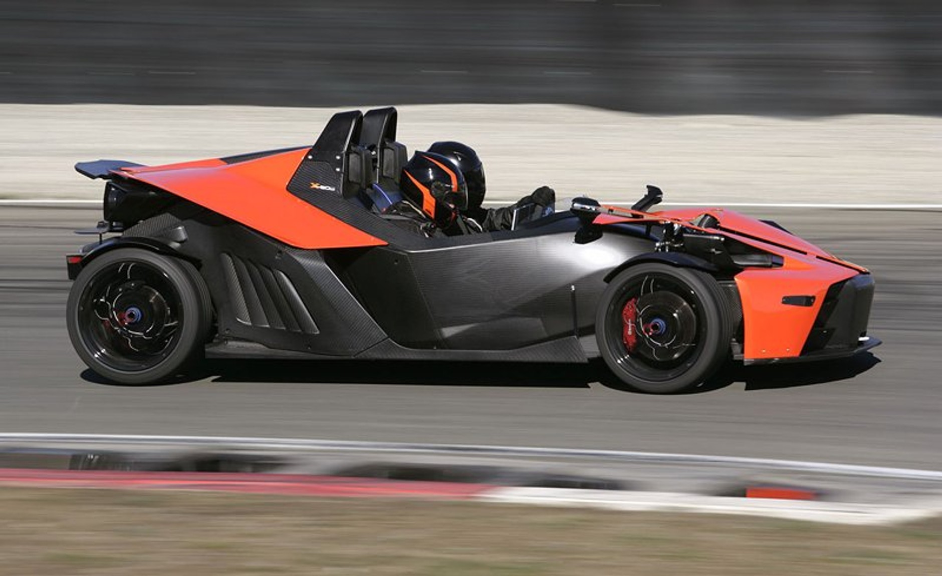 KTM X-Bow: pierwsze auto producenta motocykli idzie do produkcji