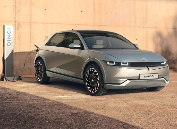 Ioniq 5 – elektryczny nowy początek