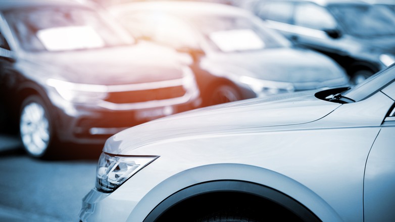 Sprzedaż samochodów