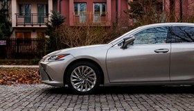 2024 Lexus ES300h