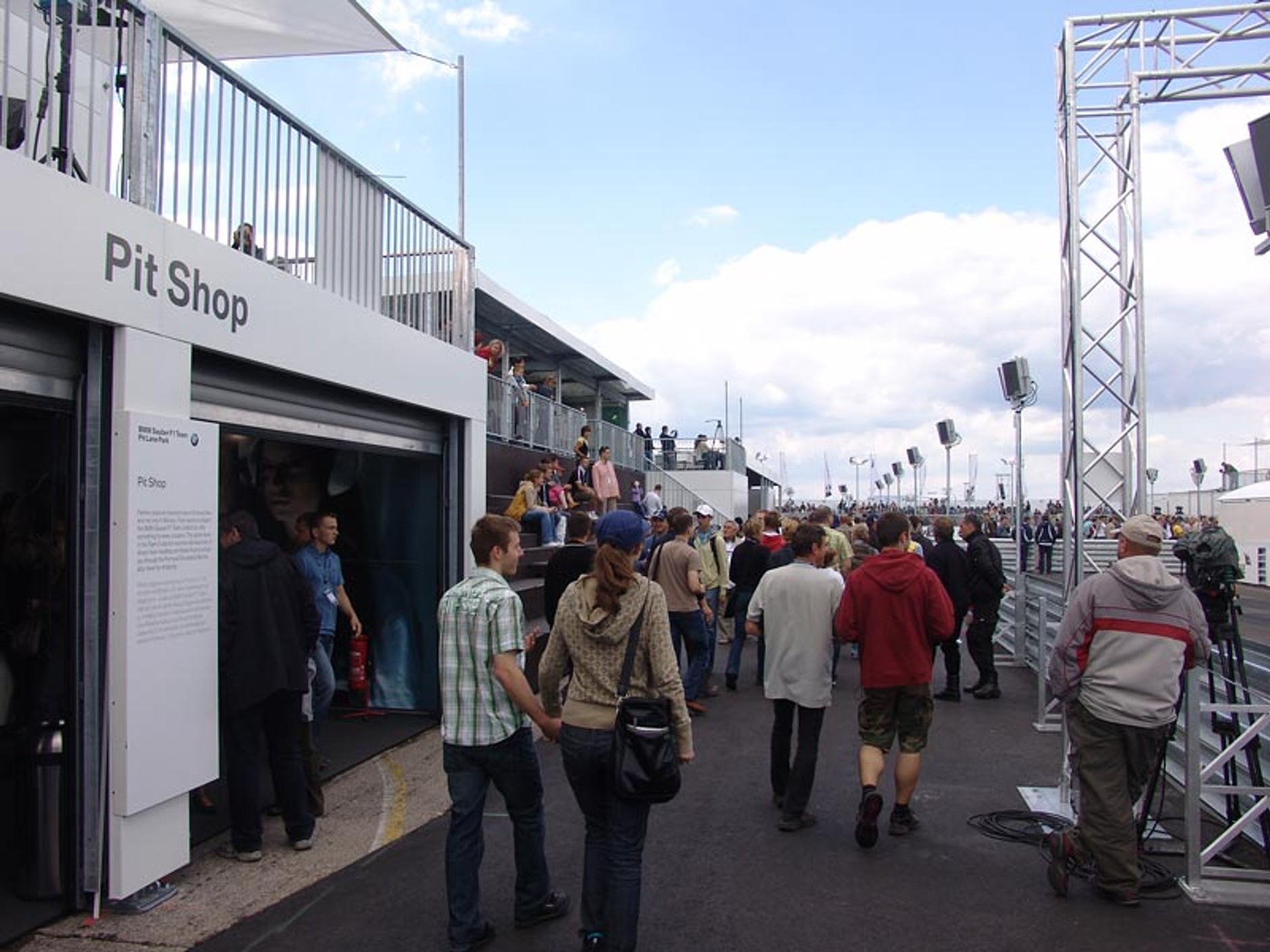 BMW Sauber F1 Pit Lane Park: Kubica - na największy sukces jeszcze czekam!