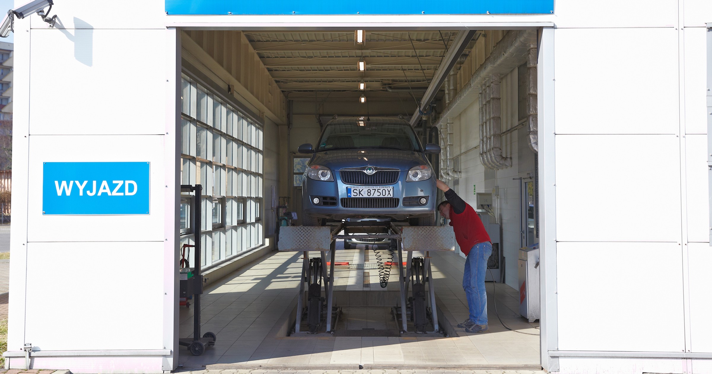 Niemcy bardzo drobiazgowo sprawdzają samochody podczas przeglądów. Ostatnie statystyki wskazują, że 21,5 proc. nie zaliczyło badania