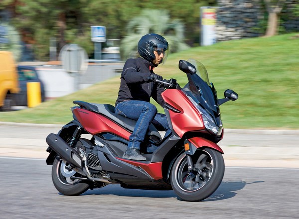 Kategorie prawa jazdy - wyjaśniamy kiedy można jeździć motocyklem