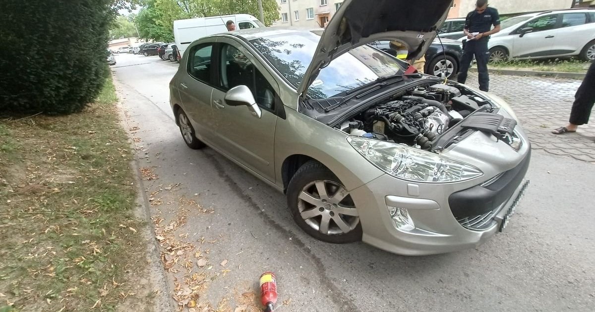 Policjant na urlopie wyręczył strażaków