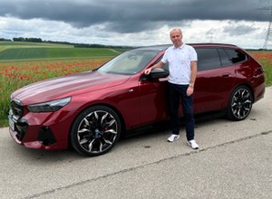 Jeździłem BMW i5 Touring, pierwszym elektrycznym kombi w klasie premium. Ten model potrafi zachwycić, ale ideałem nie jest