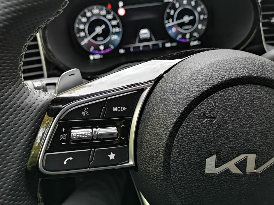 Kia Ceed 1.5 T-GDI 7DCT GT Line - 3 gen 2021