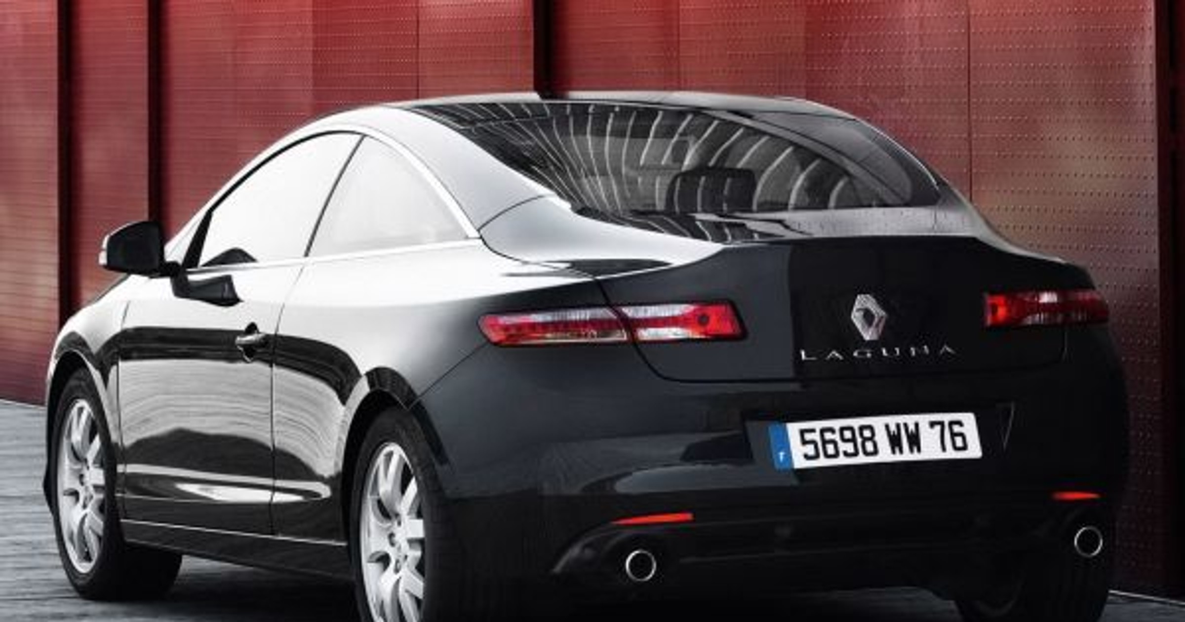 Renault Laguna Coupe Black Edition