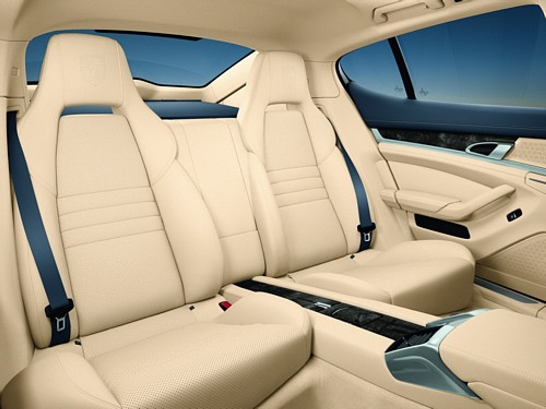 Porsche Panamera bez tajemnic