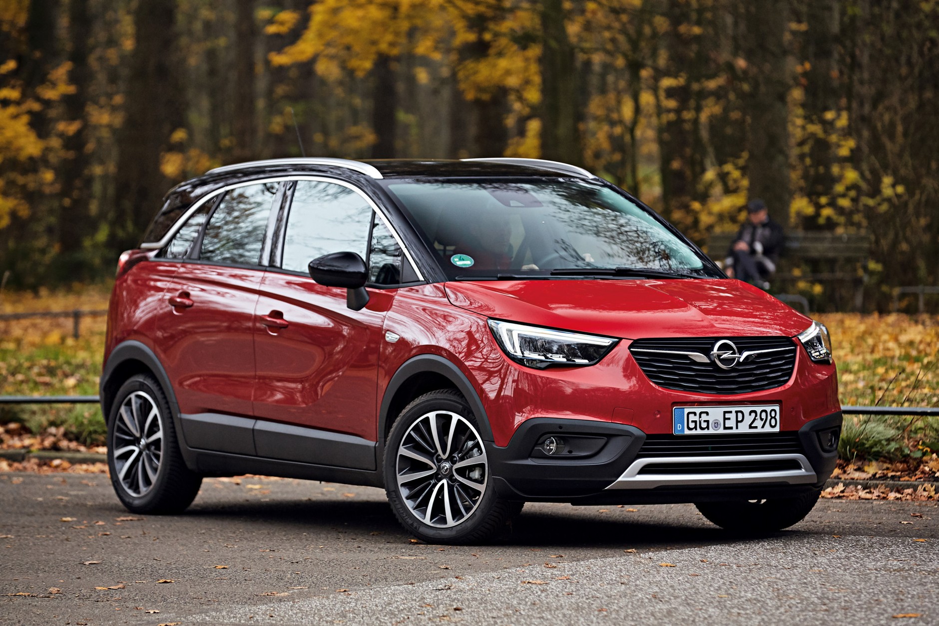 Porównanie par SUV-ów od Opla, Kii, Suzuki, Mini i BMW