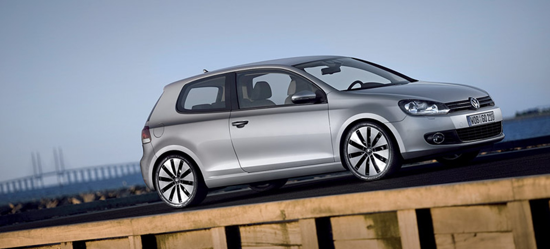 Paryż 2008: Volkswagen Golf VI tylko do 2011 roku!