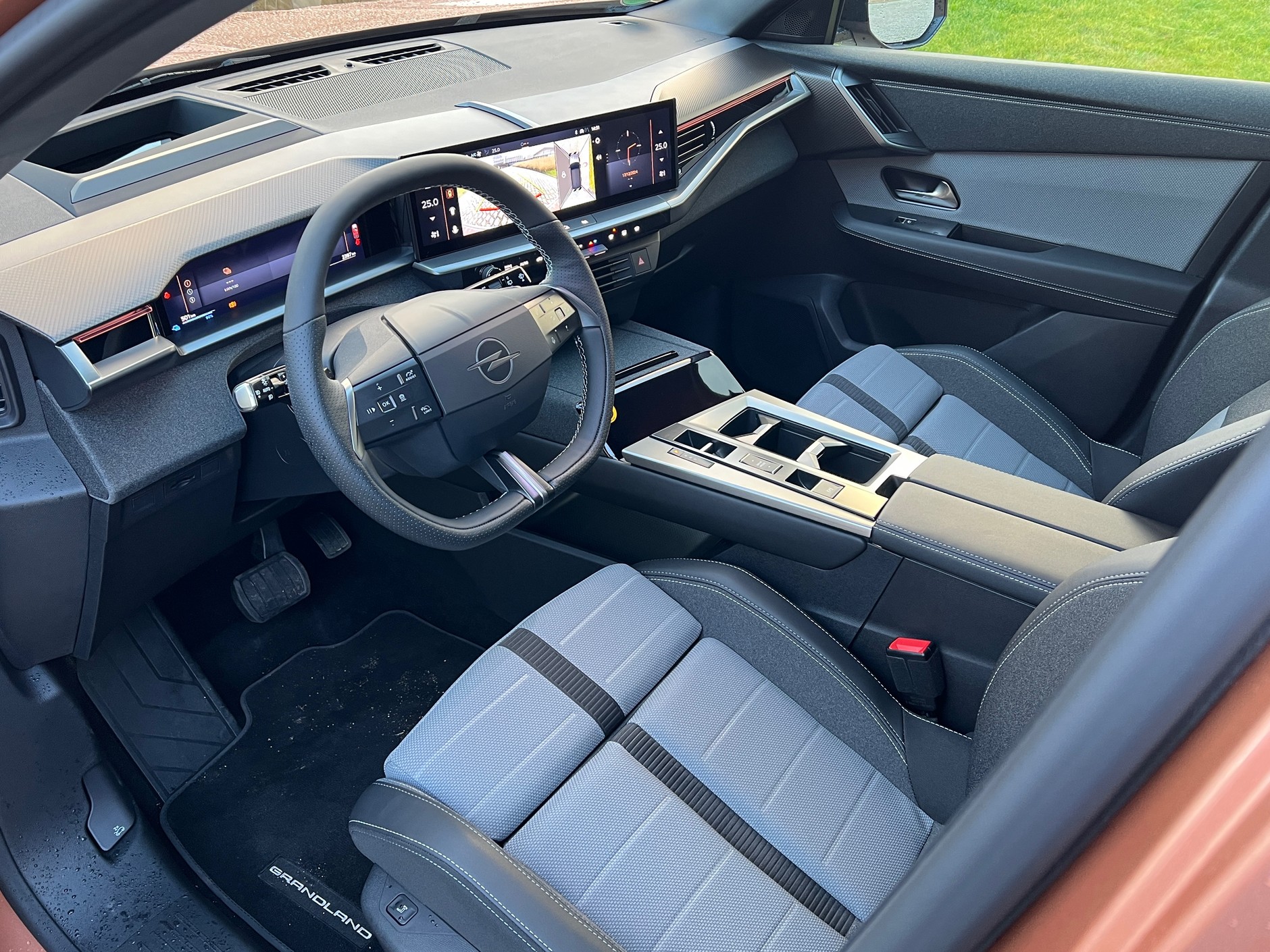 Nowy Opel Grandland