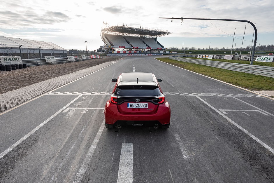 Toyota GR Yaris - zainspirowana rajdami