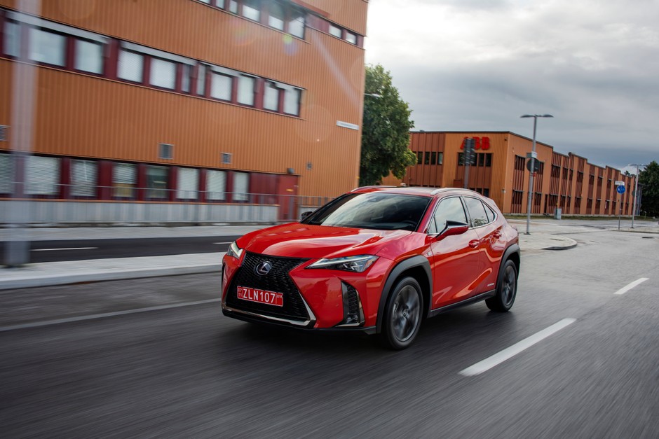 Lexus UX 250h