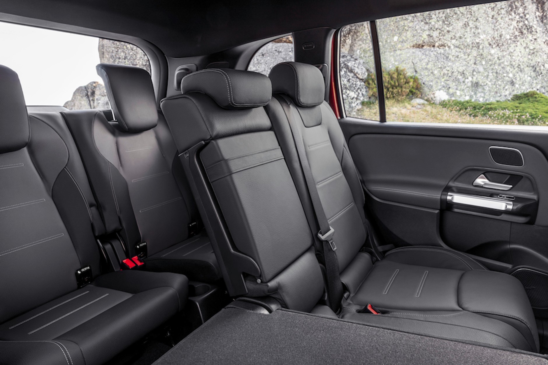 Mercedes GLB – kompaktowy SUV dla 7 osób