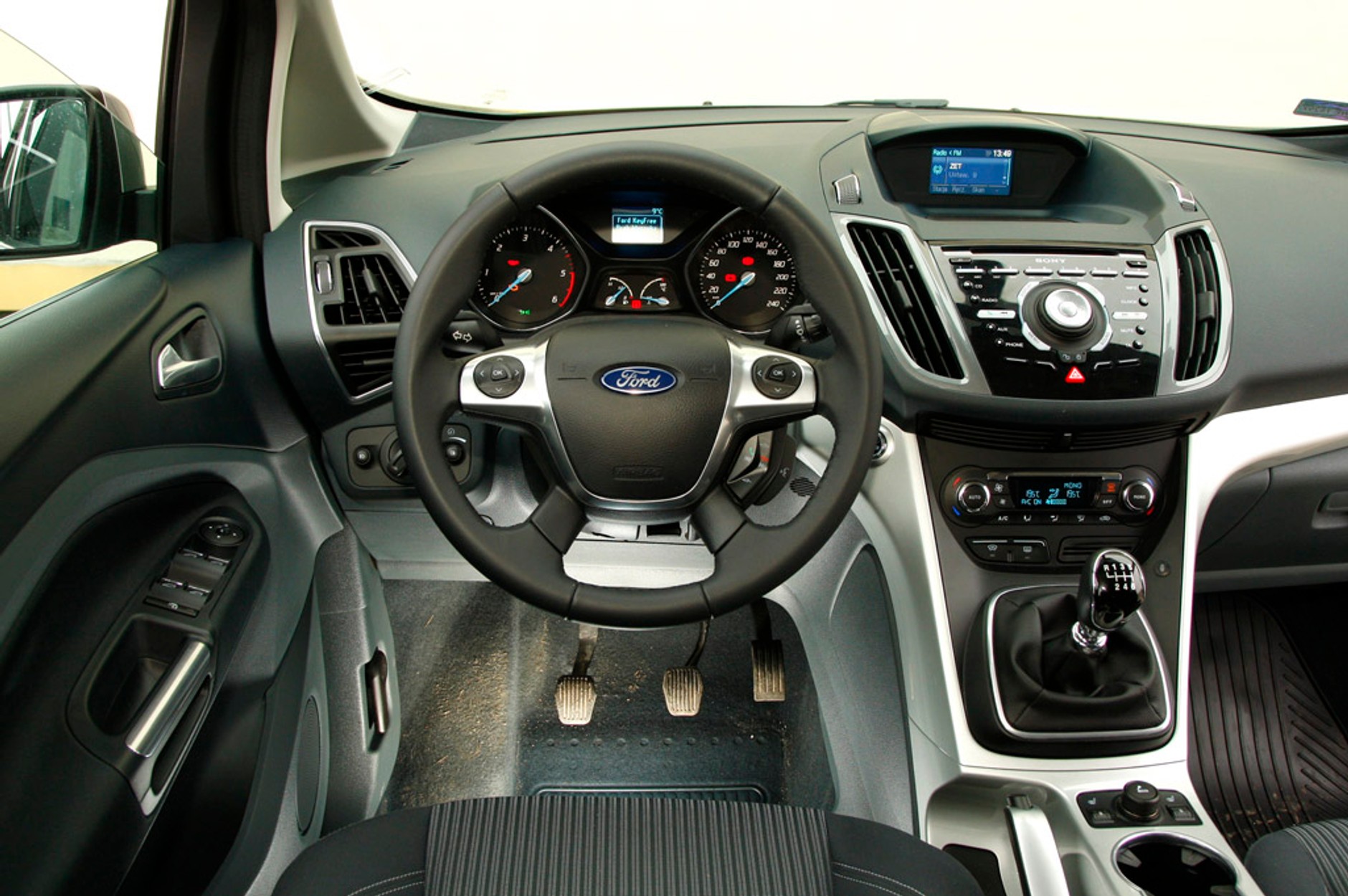 Rodzinne podróże z Fordem Grand C-Maxem: weekend nad Bałtykiem