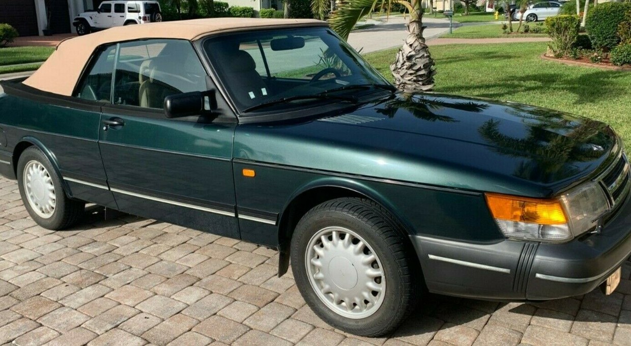 Saab 900 cabrio – 26-letnie auto jak nowe