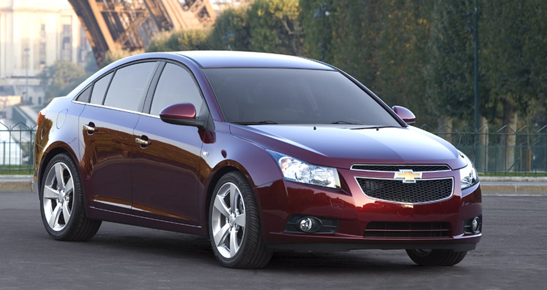 Paryż 2008: Chevrolet Cruze: nowe informacje i zdjęcia