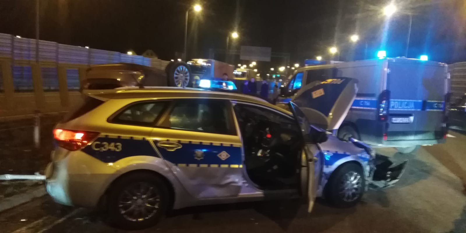 Pościg na A1 - policja zatrzymała podejrzewanych o napady