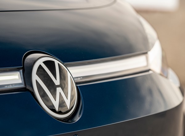 Volkswagen jednak nie wykończy silników spalinowych