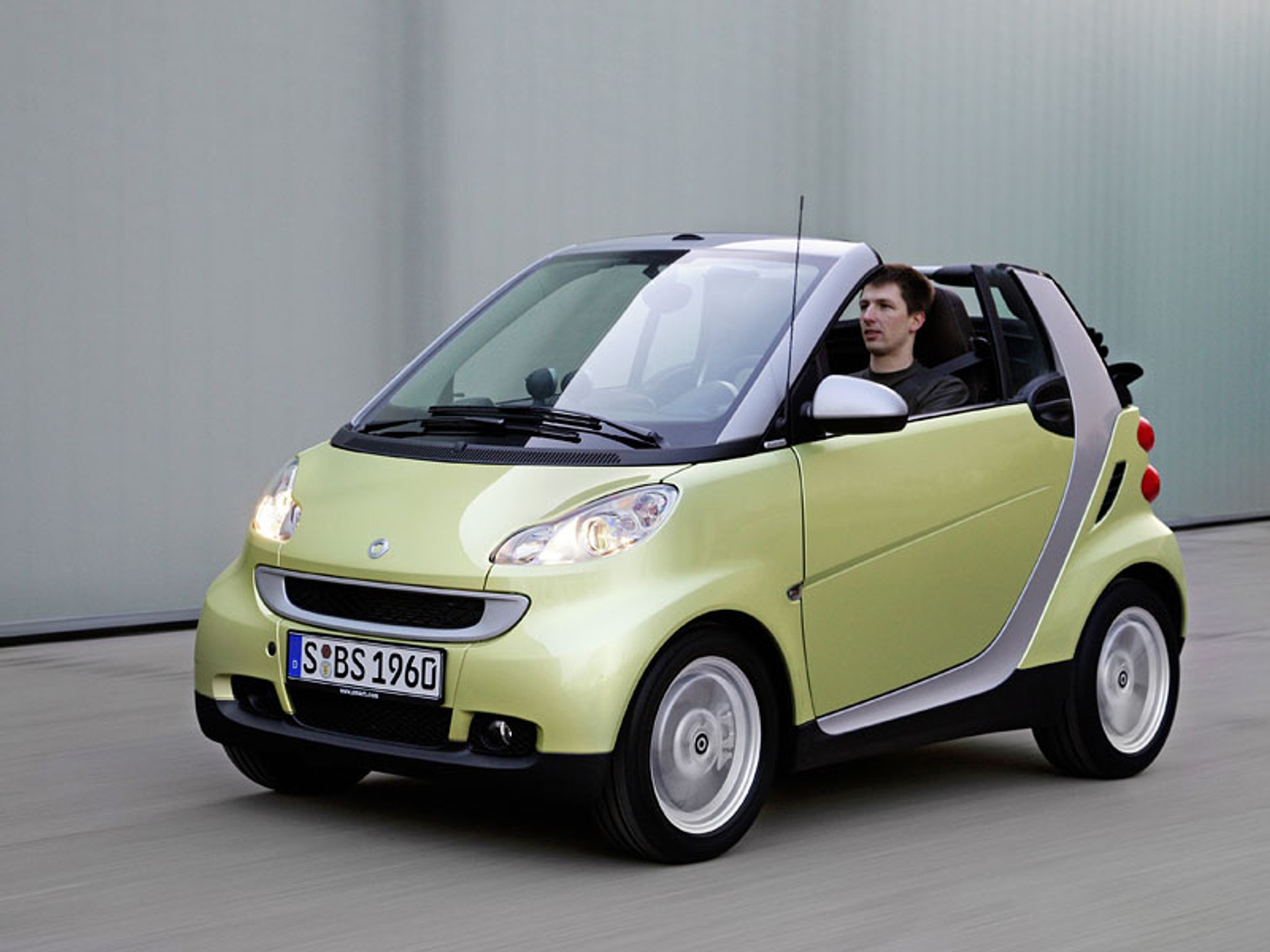 Smart świętuje sukces w USA