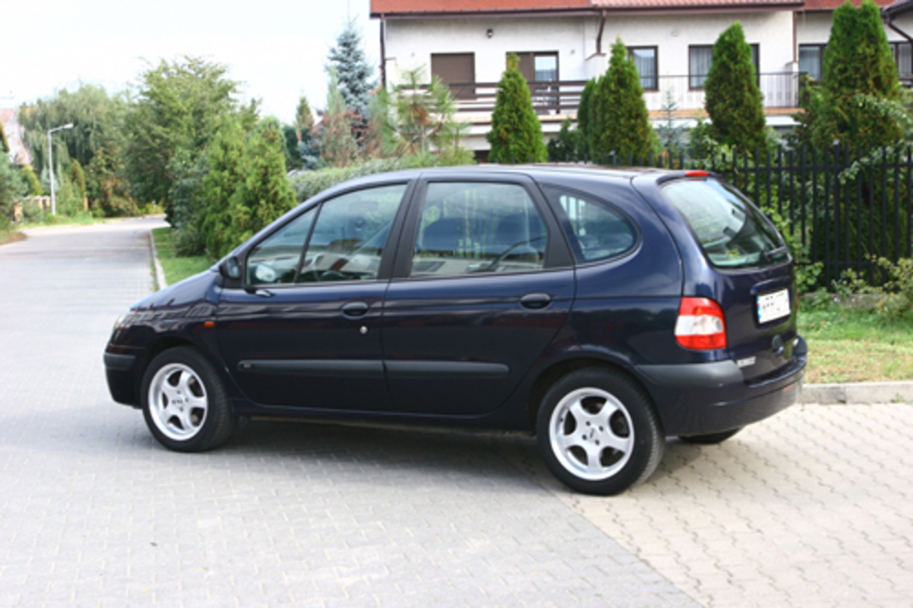 Renault Scenic - Minibus dla rodziny