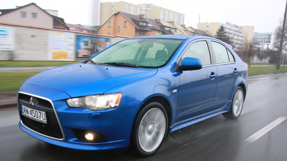 Mitsubishi Lancer 1.8 Sportback: Uwodzi agresywną stylistyką