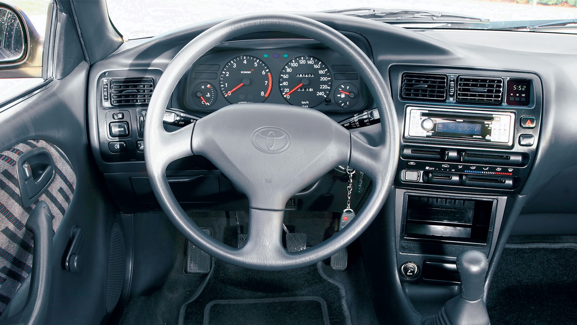 Toyota Corolla VII (1991-97) – 1996 r. za 5000 zł